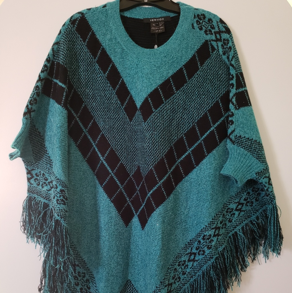 Vertigo Poncho